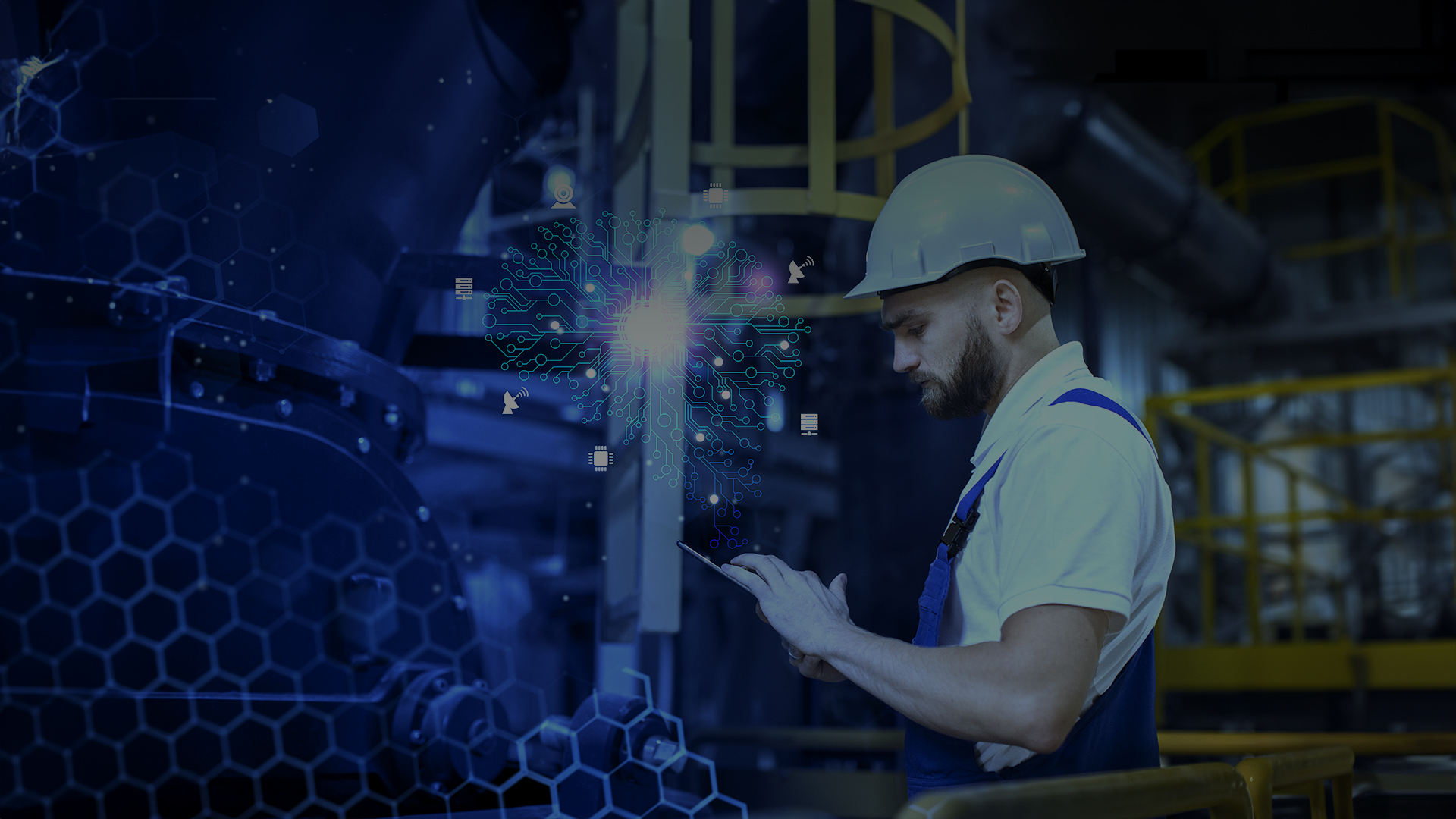 Engenheiro em planta industrial